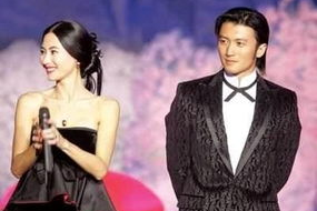 娱乐吃瓜明星离婚,当红明星离婚事件引发热议