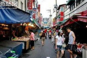 娱乐吃瓜酱贫富差距,揭秘贫富差距背后的娱乐现象