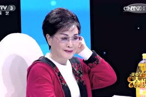 李佳莉的个人资料,才华横溢的年轻艺术家，绽放独特光彩