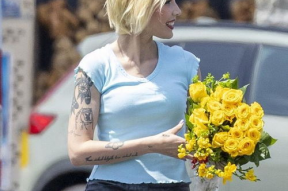 halsey图片,音乐界的璀璨星辰，闪耀舞台的青春力量