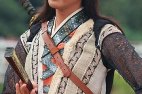 玩刀的明星,玩刀明星的江湖传奇